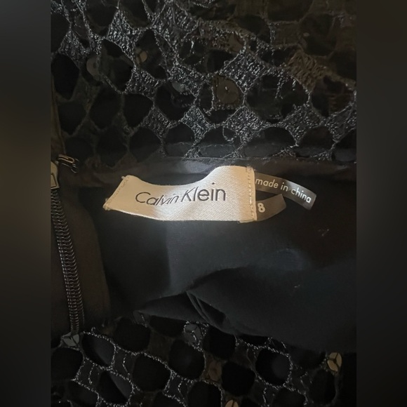Calvin Klein Solid Black Illusion Sequin Knit Yoke Cap Sleeve Shift Dress Size 8 - Picture 7 of 10